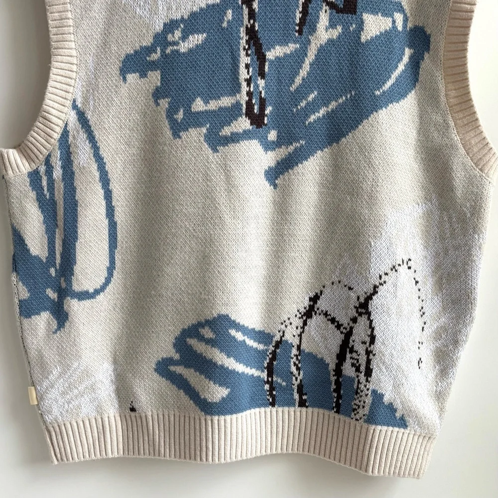 Urban Outfitters Men’s Abstract Pattern V-Neck Sweater Vest Cream Blue Large